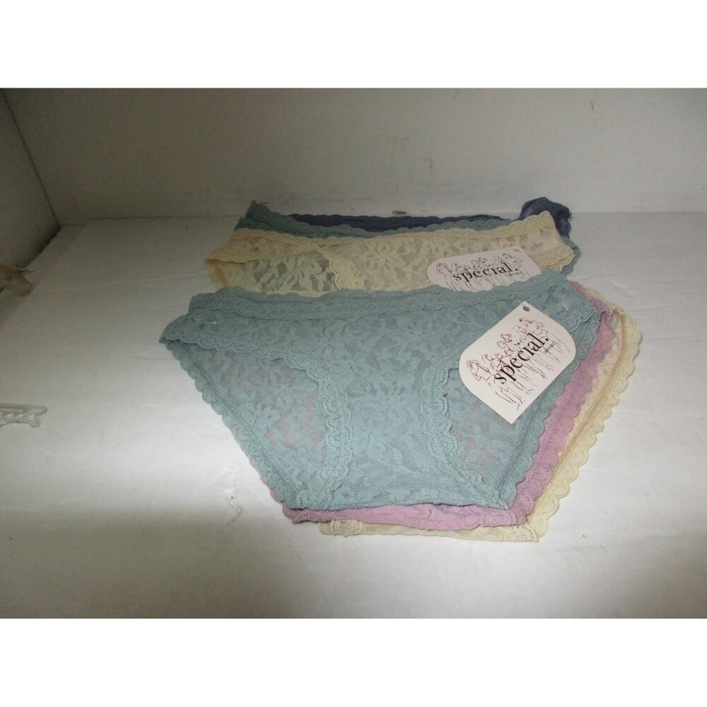 Special Intimates Women's 6  Pairs Lace Panties Assorted Colors Size Small  New